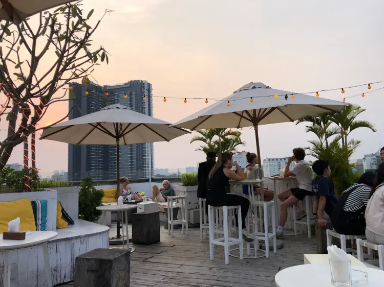 Banana Mama Rooftop Bar & Kitchen Saigon · 호치민 라운지 갤러리 사진 2
