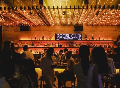 Social Club Rooftop Bar · 호치민 라운지 갤러리 사진 1